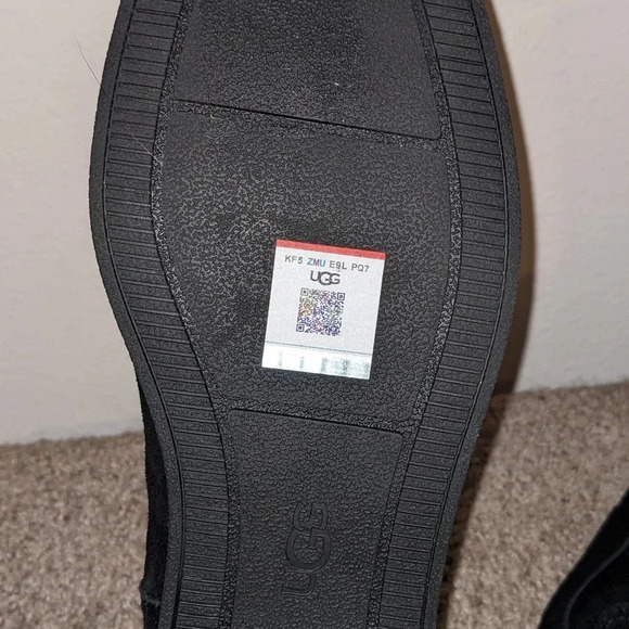 UGG Josefene Cuff Black Women’s Ankle Suede Boots Size‎ 9 NEW - Picture 9 of 10